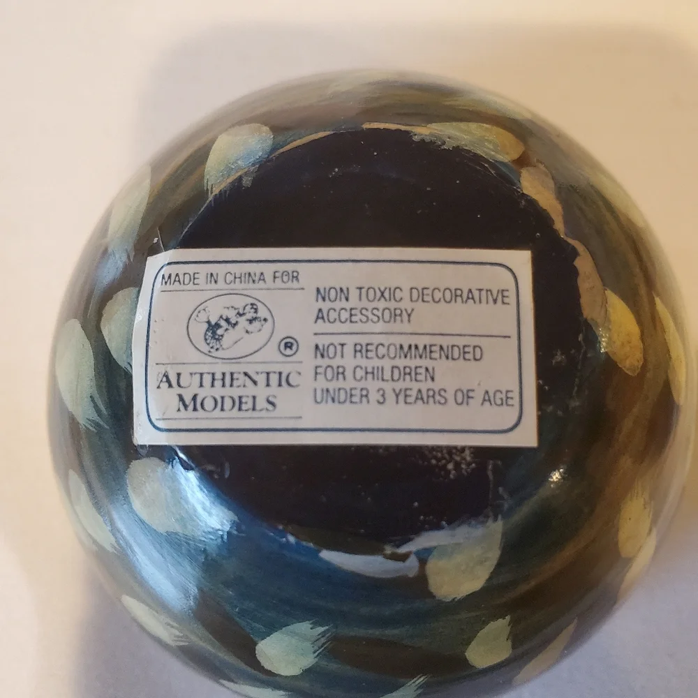 Authentic Models Holland Nesting Balls - Picture 4 of 6